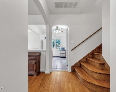 221 Harrison Avenue - Photo Thumbnail 20