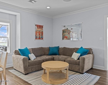 106 Makin Avenue - Photo Thumbnail 26