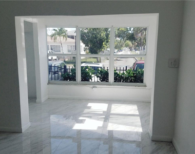 1826 Johnson Street - Photo Thumbnail 3