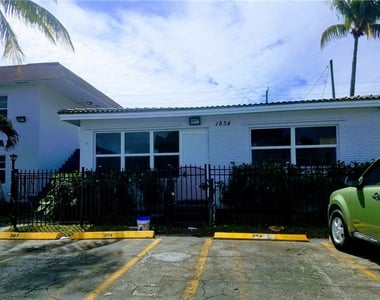1826 Johnson Street - Photo Thumbnail 2