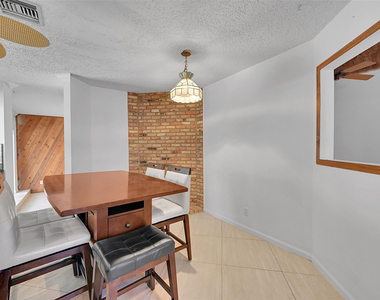 1361 Sw 26th Avenue - Photo Thumbnail 20