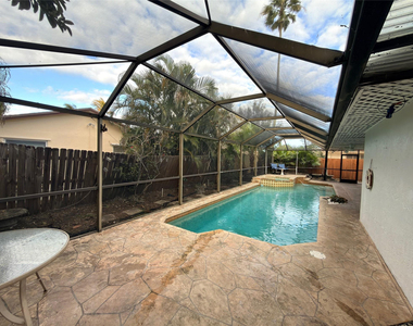 1361 Sw 26th Avenue - Photo Thumbnail 34