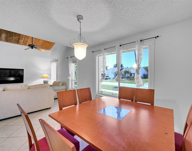 1361 Sw 26th Avenue - Photo Thumbnail 15
