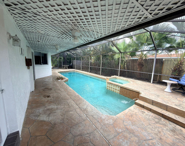 1361 Sw 26th Avenue - Photo Thumbnail 37