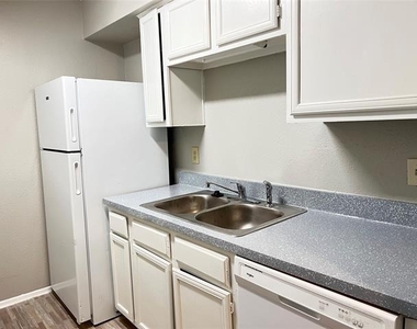 9696 Walnut Street - Photo Thumbnail 16