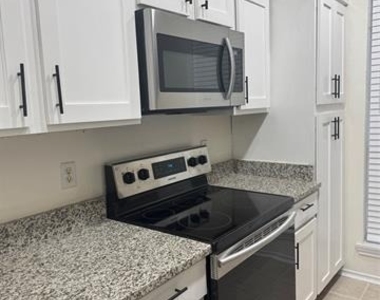 3817 Gilbert Avenue - Photo Thumbnail 2