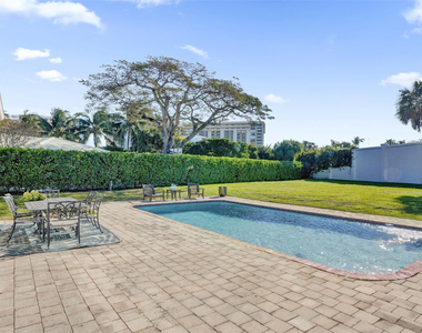 26 Cayuga Road - Photo Thumbnail 2