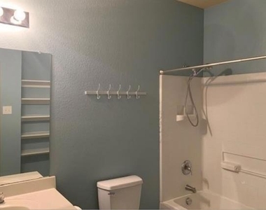 3321 Truman Street - Photo Thumbnail 11