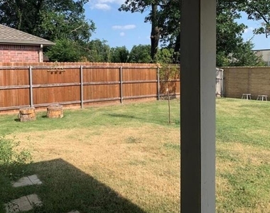 3321 Truman Street - Photo Thumbnail 24