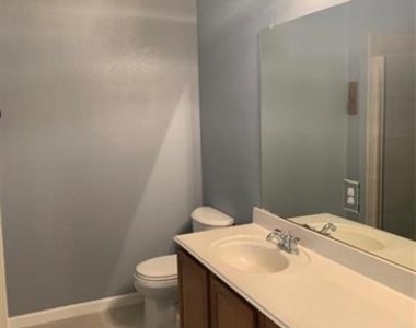 3321 Truman Street - Photo Thumbnail 14