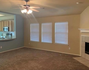 3321 Truman Street - Photo Thumbnail 2