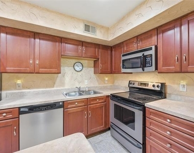 2311 Basil Drive - Photo Thumbnail 3