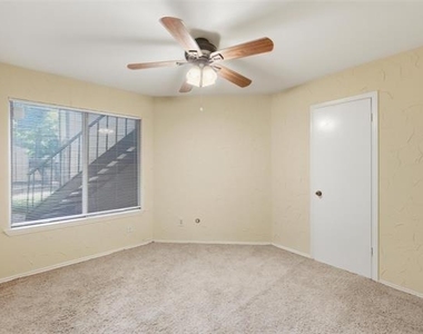 2311 Basil Drive - Photo Thumbnail 9