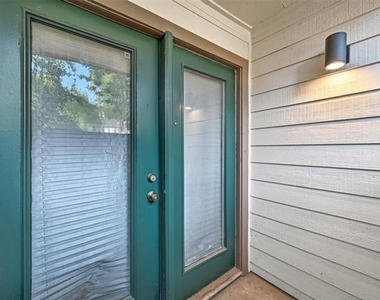 2311 Basil Drive - Photo Thumbnail 14
