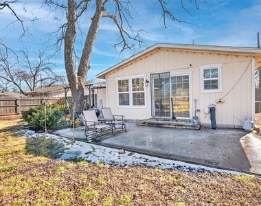 316 W Rucker Street - Photo Thumbnail 19