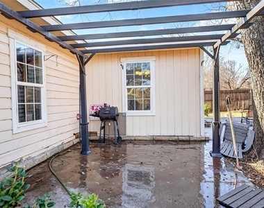 316 W Rucker Street - Photo Thumbnail 18