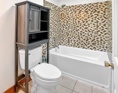 316 W Rucker Street - Photo Thumbnail 13