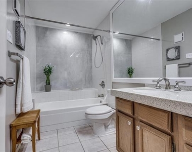 16301 Ledgemont Lane - Photo Thumbnail 13