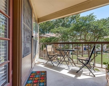16301 Ledgemont Lane - Photo Thumbnail 18