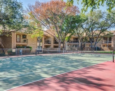 16301 Ledgemont Lane - Photo Thumbnail 22