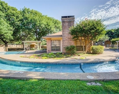 16301 Ledgemont Lane - Photo Thumbnail 23