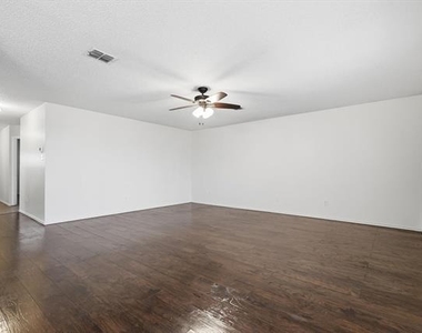 1452 Hickory Creek Lane - Photo Thumbnail 8