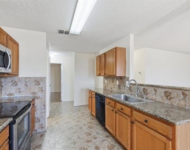 1452 Hickory Creek Lane - Photo Thumbnail 12