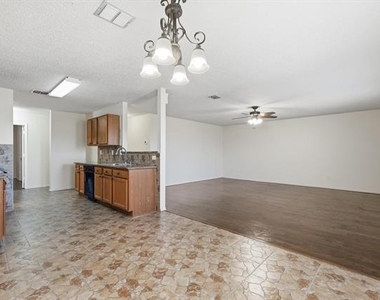 1452 Hickory Creek Lane - Photo Thumbnail 10