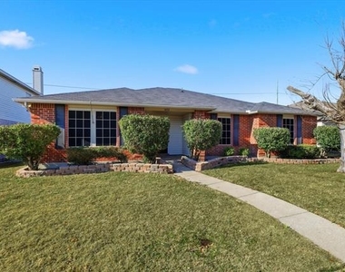 1452 Hickory Creek Lane - Photo Thumbnail 2
