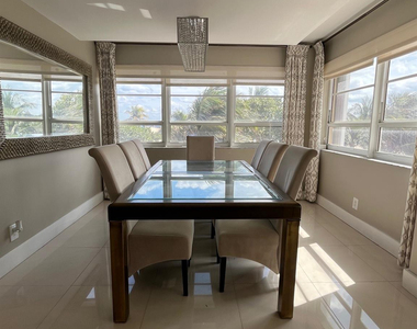 133 N Pompano Beach Boulevard - Photo Thumbnail 5