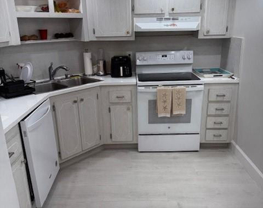 111 N Pompano Beach Boulevard - Photo Thumbnail 3
