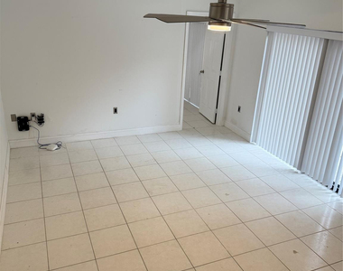 9138 Sw 23rd Street - Photo Thumbnail 7
