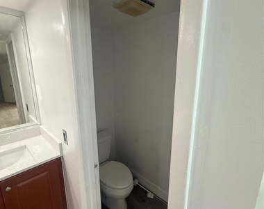 9138 Sw 23rd Street - Photo Thumbnail 16