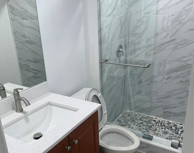 9138 Sw 23rd Street - Photo Thumbnail 5