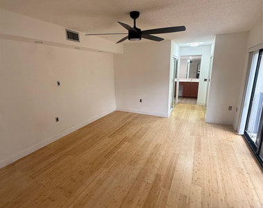 9138 Sw 23rd Street - Photo Thumbnail 10