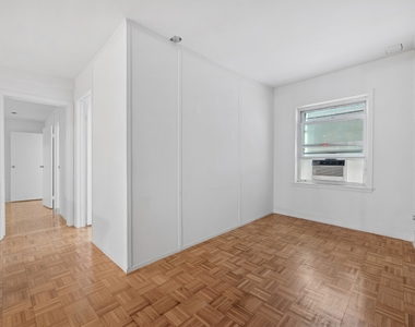 257 Water Street - Photo Thumbnail 4