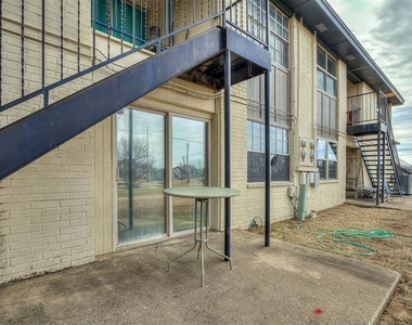 1703 E Lindsey Street - Photo Thumbnail 39