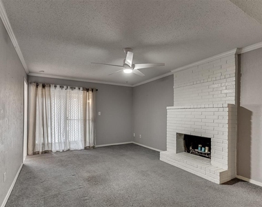 1703 E Lindsey Street - Photo Thumbnail 10