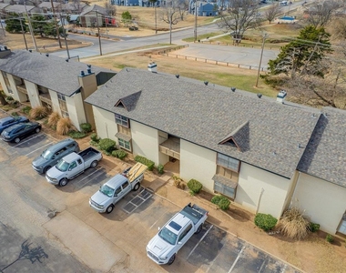 1703 E Lindsey Street - Photo Thumbnail 41