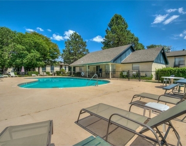 1703 E Lindsey Street - Photo Thumbnail 48