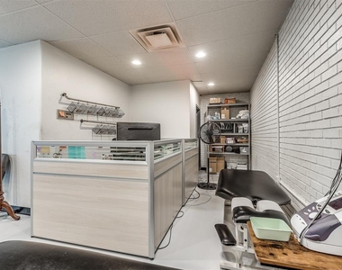 7304 N Comanche Avenue - Photo Thumbnail 36