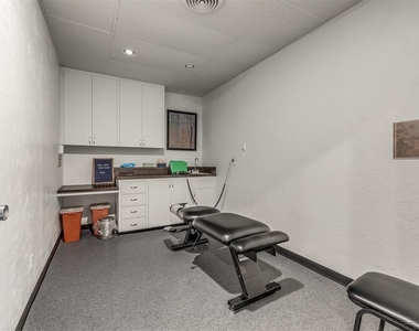 7304 N Comanche Avenue - Photo Thumbnail 41