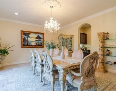 10817 W Stallion Ranch Road - Photo Thumbnail 12