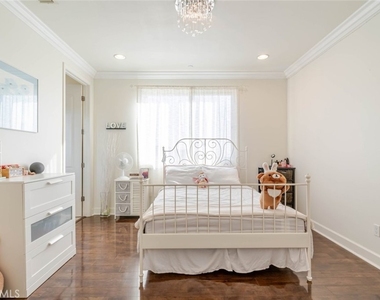 10817 W Stallion Ranch Road - Photo Thumbnail 46