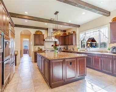 10817 W Stallion Ranch Road - Photo Thumbnail 14