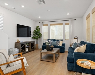 291 Heartland Way - Photo Thumbnail 20