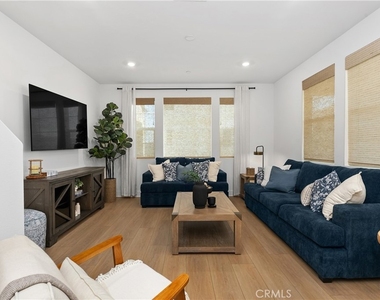 291 Heartland Way - Photo Thumbnail 21