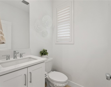 291 Heartland Way - Photo Thumbnail 12