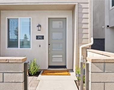 291 Heartland Way - Photo Thumbnail 8