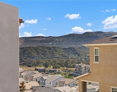 291 Heartland Way - Photo Thumbnail 32